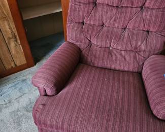 RECLINER CHAIR