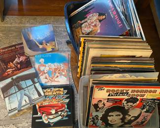 Hundred+ rock/pop LPs