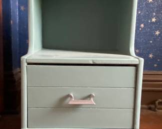Pair of mid-century bedside tables/drawers.