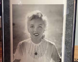 Lg. framed poster of Marilyn Monroe