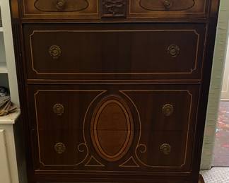 1930s dresser