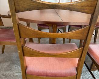 PRESALE OPTION : Lane MCM table and six chairs (always covered! Covers included) $600