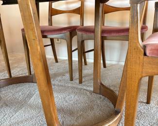PRESALE OPTION : Lane MCM table and six chairs (always covered! Covers included) $600