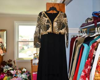 0008Some Highlights North Riverside Estate Sale