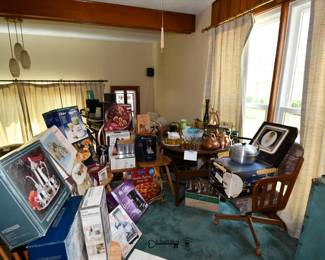 0585Family Room