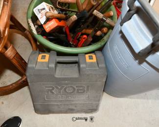 1022Garage