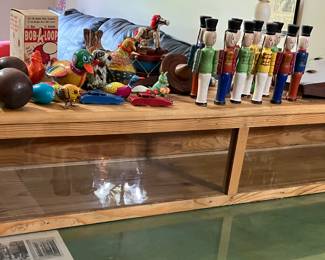 Vintage countertop display case