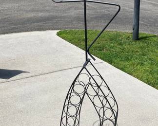 Fun metal wine rack