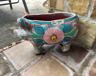 WHIMSICAL PIGGY!