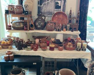 CHECK OUT THIS TABLE FULL!