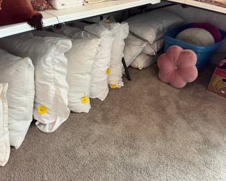 BED PILLOWS