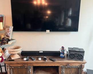 70" VIZIO SMART TV