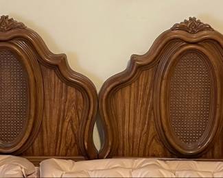 Singer regular size headboard (matches dresser)