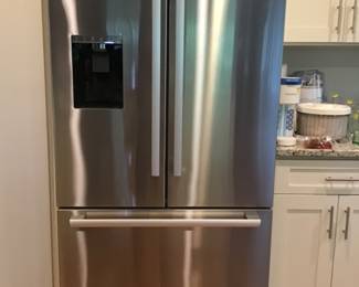 Bosch French door style refrigerator only 3 years old