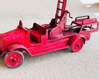 1925 Buddy-Laerial Extension Ladder Fire Truck