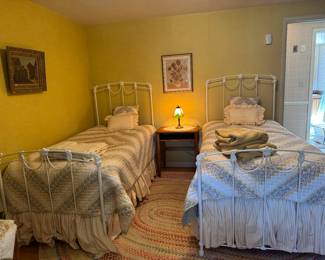 Victorian White Metal Twin Beds
