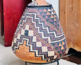 Zulu Traditional Basket with Lid