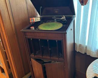 Working Victrola