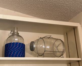 Glass minnow bucket