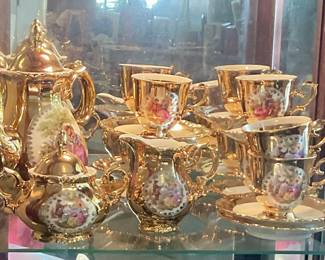 Gold tea set