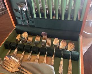 silverplate set w/ case