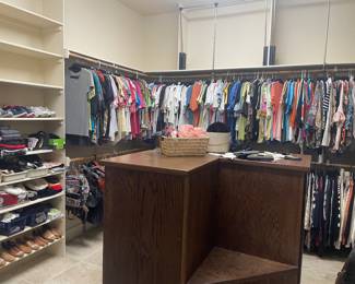 CAN YOU SAY WE HAVE CLOTHING -SIZES MED TO XL- AND SHOES- SIZES 8-8.5 ON AVERAGE   NAME BRANDS -SOME NEW SOME RETRO  HUGE HUGE AMOUNT TO PICK FROM !!