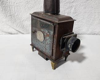 ANTIQUE SLIDE PROJECTOR