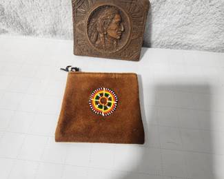 BEADED WALLET AND PLAQUE NATIVE AMERICAN