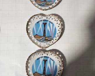 SMALL WORLDS FAIR TRINKET DISHES