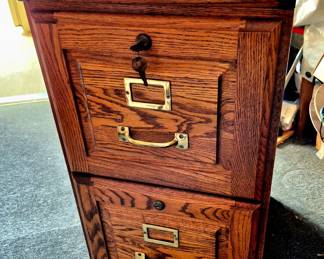 2 drawer oak file cabinet  w/ key