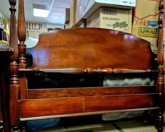 Full size headboard and footboard w/ rails 