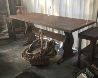 Trestle style fam table