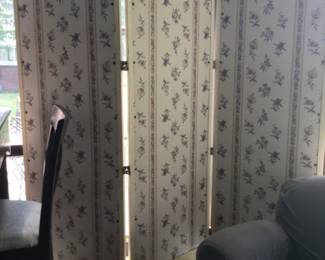 Screen or room divider