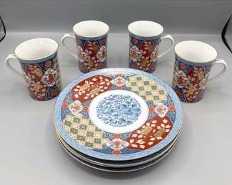 Smithsonian Imari Ware
