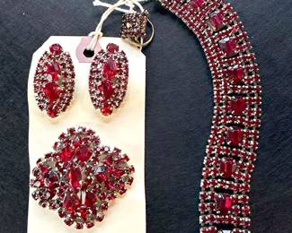 Red Rhinestone Set BraceletBrooch EarringsRing