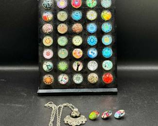 Pendant With 40 Inserts