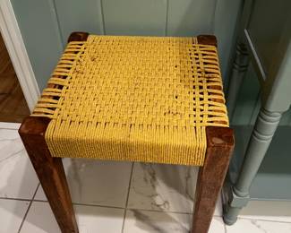 #131 rope seat stool $30.00