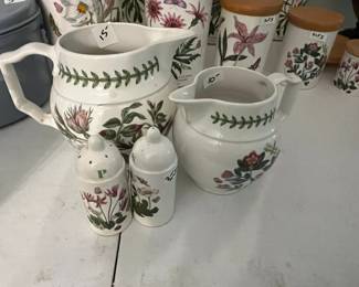 #155 Portmeirion The Botanic Garden - made in Britian - Coffe & Tea Pot w/salt & Pepper Shakers Set $25.00