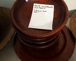 #152 Mid-Century Wood Bowls & Plates - set of 3 $30.00