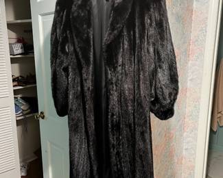 #173 Sable Mink Long Coat - Size M/L $300.00