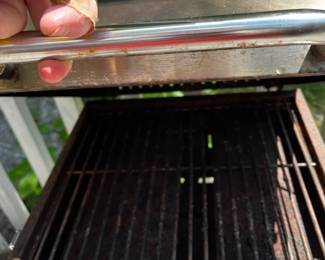 #28 Expert Grill Table Top 2 burner Propane Grill - used $20.00