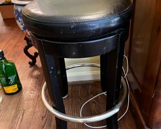 #17 Wood Swivel Bar Stool w/Chrome Ring - 16round x 24 $40.00