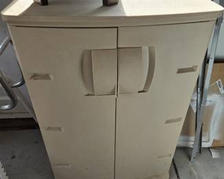 Small plastic storage - 3' tall