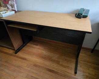 Computer desk