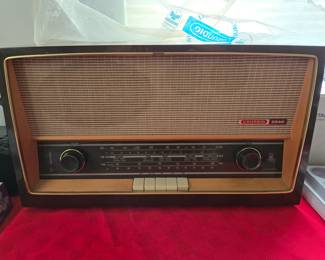 Vintage radio Grundig 2540