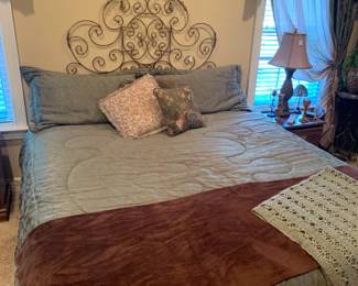 King size sleep number bed
