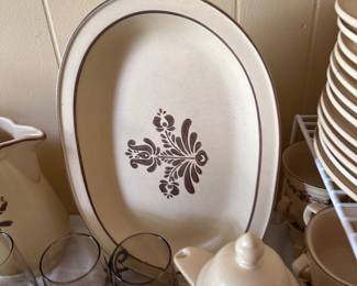 Pfaltzgraff Village dinnerware - TONS of it!