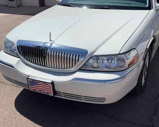 2004 Lincoln Town Car