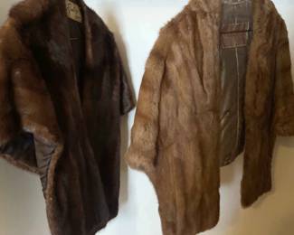 Ronley Hannys Phoenix Fur Coat And L.S. Ayres Co Of Indiana Coat
