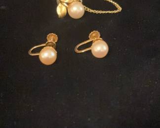 Gold And Pearls